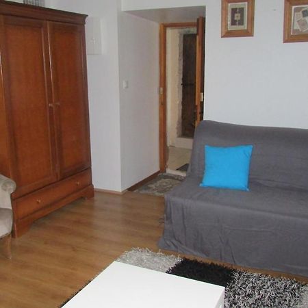 Studio Meuble Dans Maison De Village Balsieges Luaran gambar