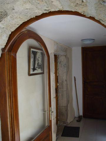 Studio Meuble Dans Maison De Village Balsieges Luaran gambar